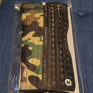 Size medium 11.5 waist trainer